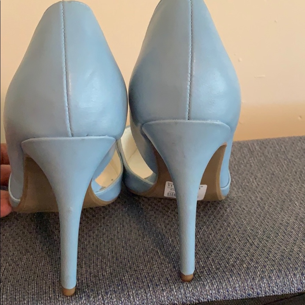 Pumps - Picture 3 of 3